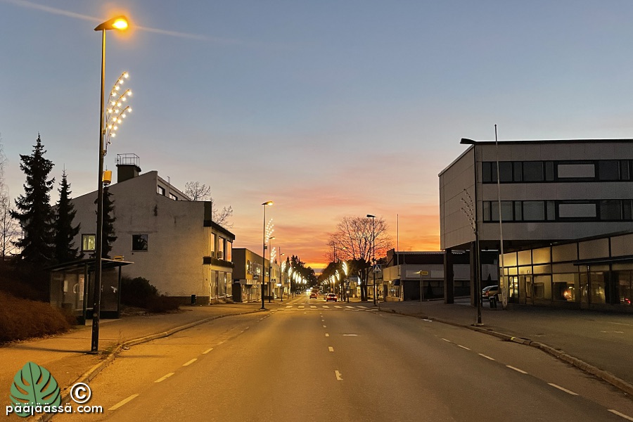 Kausivalot syttyivät marraskuun 15.