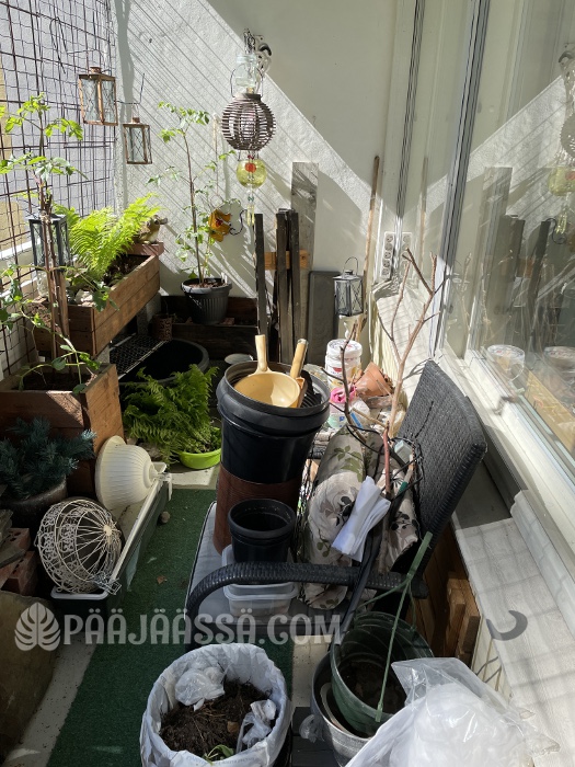 Parveke on vielä sekaisin