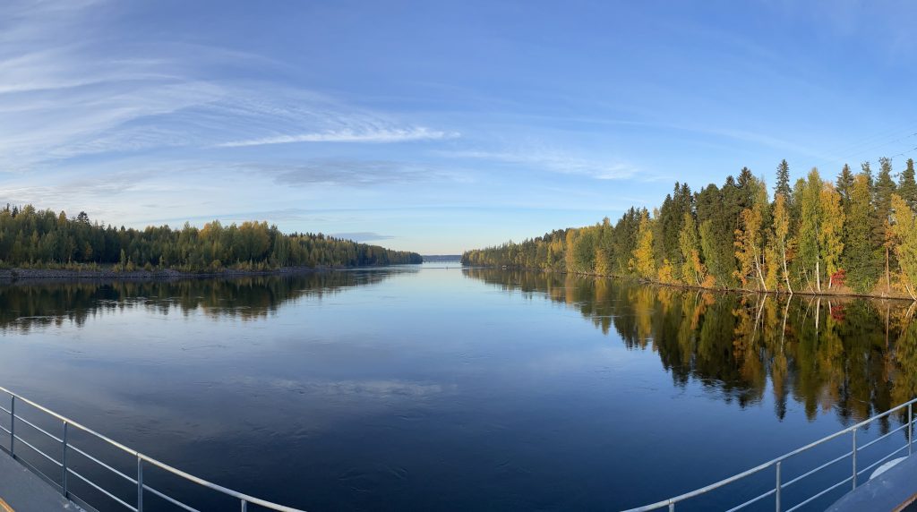 Syksymaisemaa Vuoksella